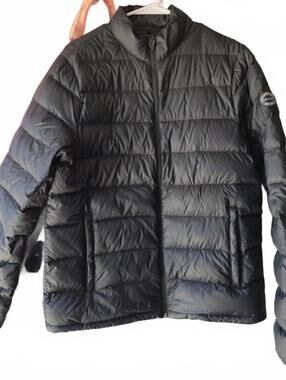 Abercrombie and Fitch PACKABLE Men's Black Quilted Puffer DOWN Jacket SZ MEDIUM